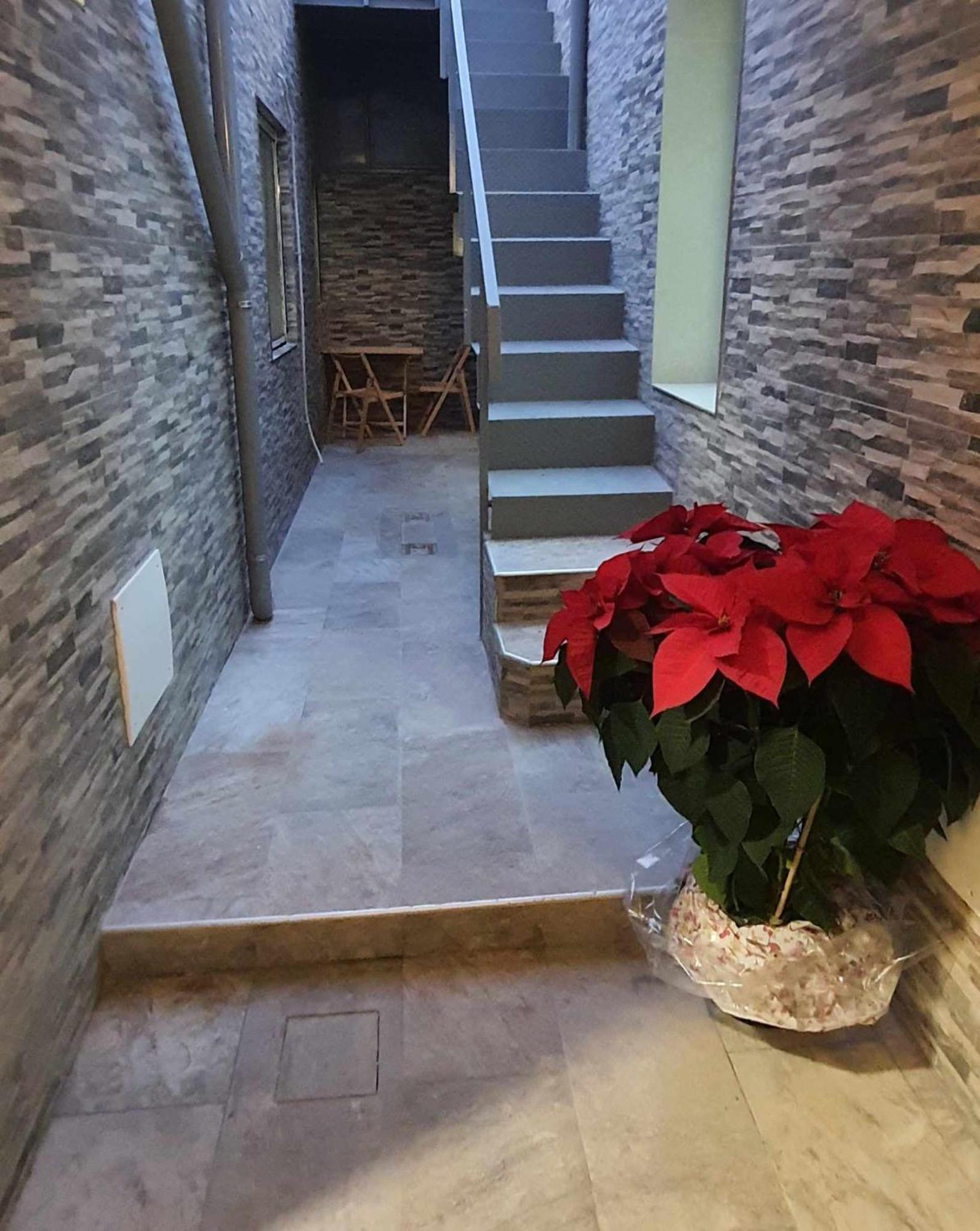 Viktoria Apartment Bari Luaran gambar